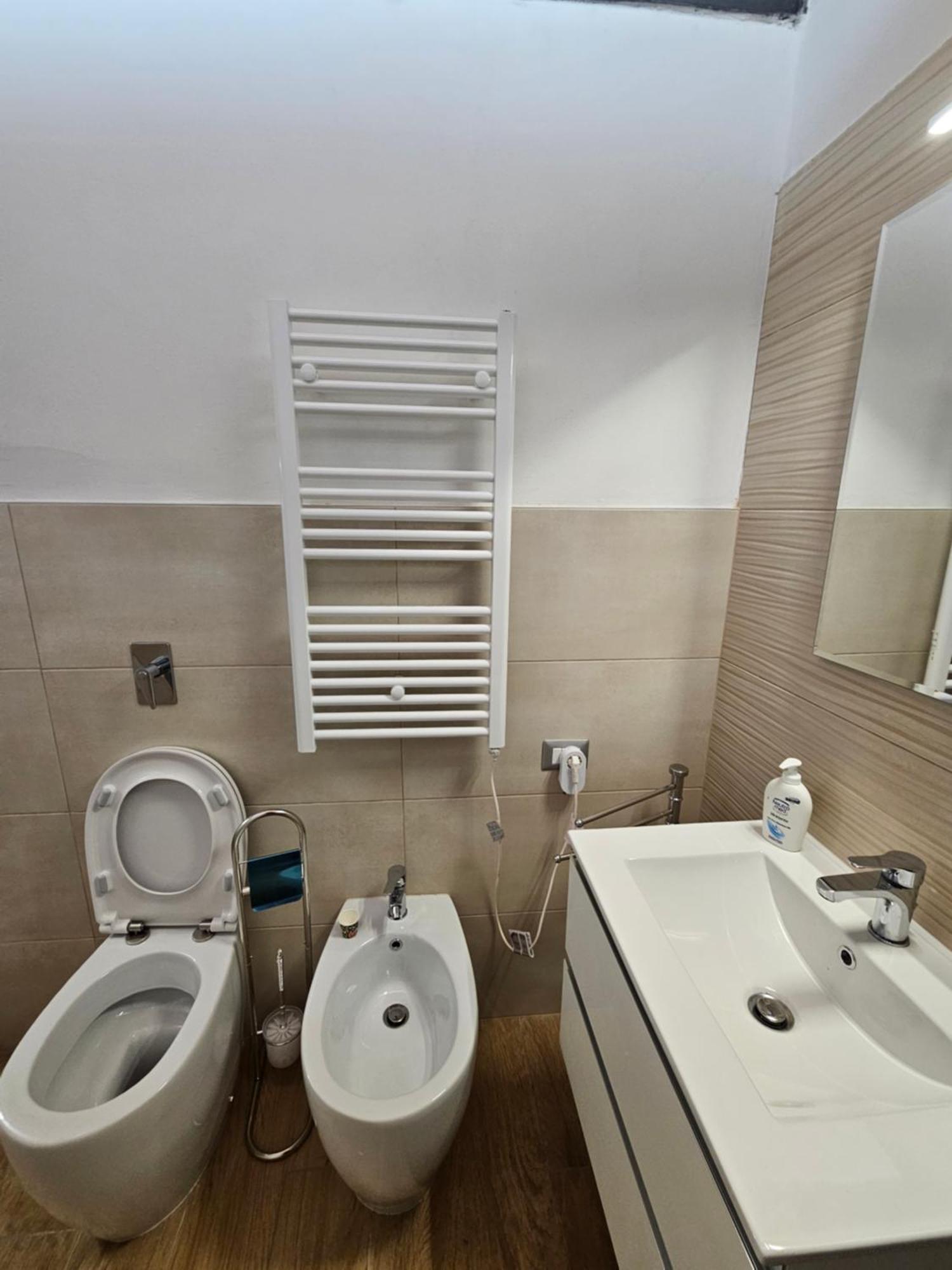 Milano Navigli Bocconi Apartment Exterior photo